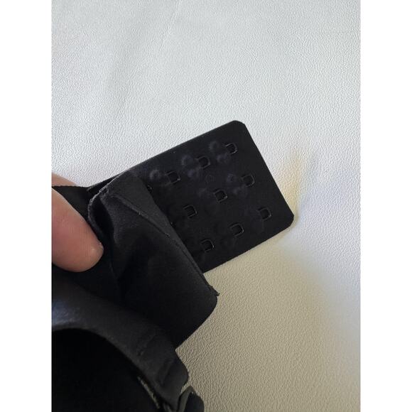 Honeylove T-Shirt Bra Womens Small Black Wireless Mesh Panel Seamless Support - Picture 5 of 6